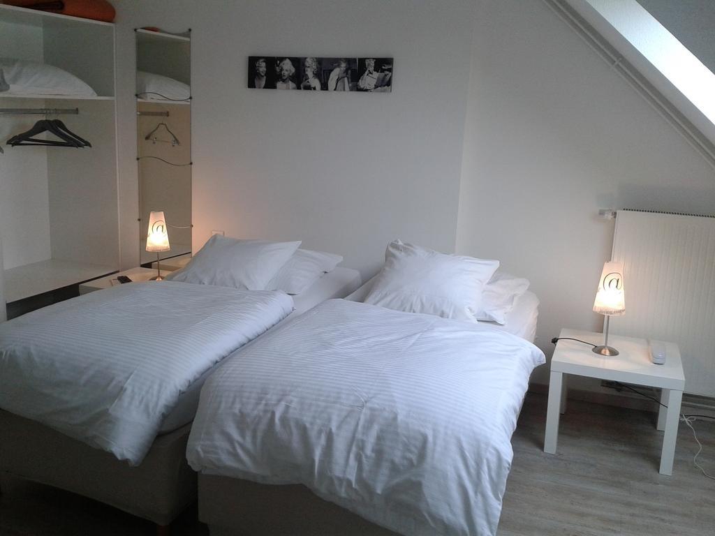 Hotel Des Bois Seltz Zimmer foto