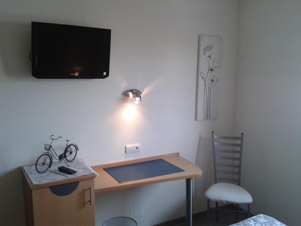Hotel Des Bois Seltz Zimmer foto